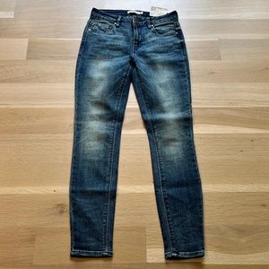Unpublished Kora Mid-Rise Skinny Jeans